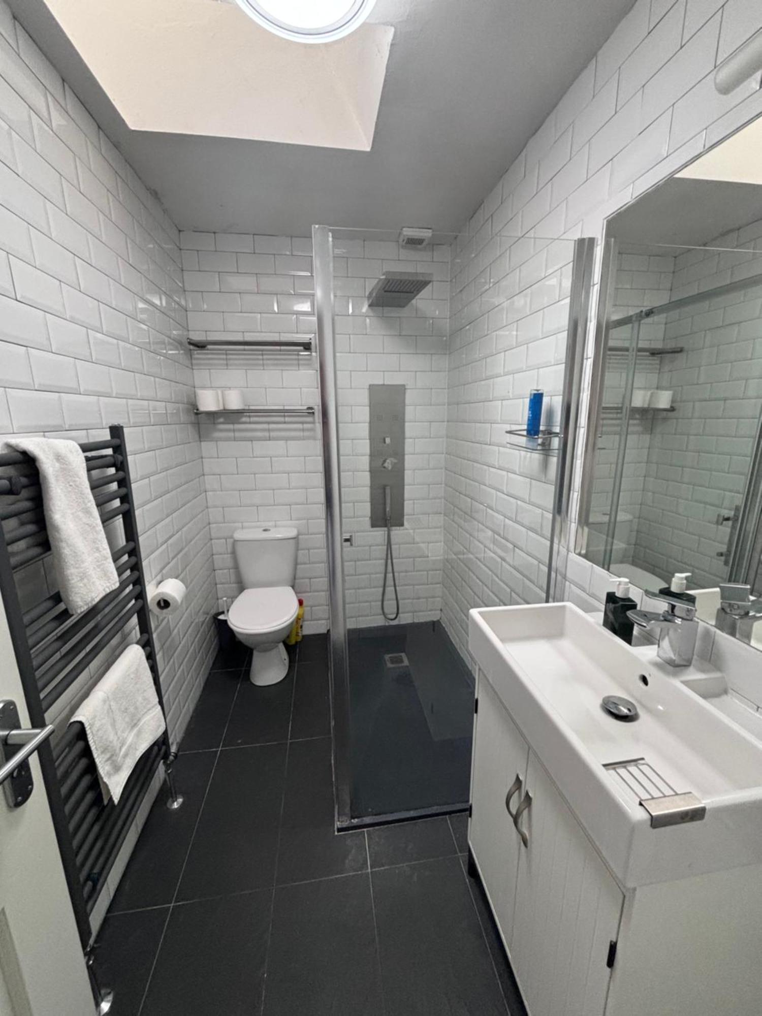 Central, Comfortable And Spacious 4 Bed Duplex Dublin Zewnętrze zdjęcie