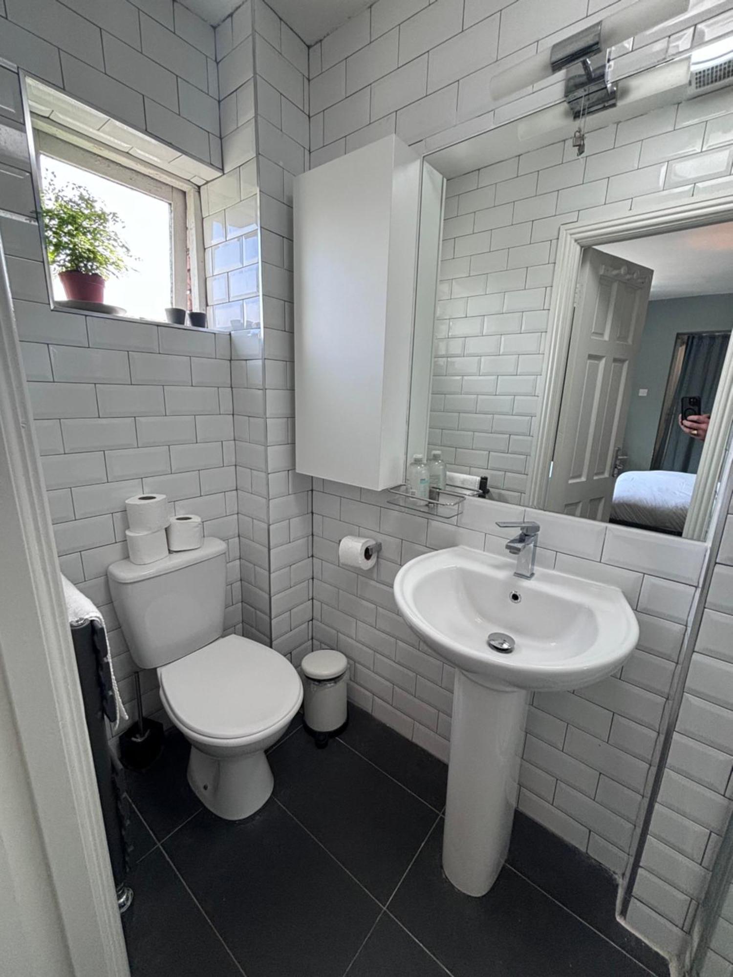 Central, Comfortable And Spacious 4 Bed Duplex Dublin Zewnętrze zdjęcie