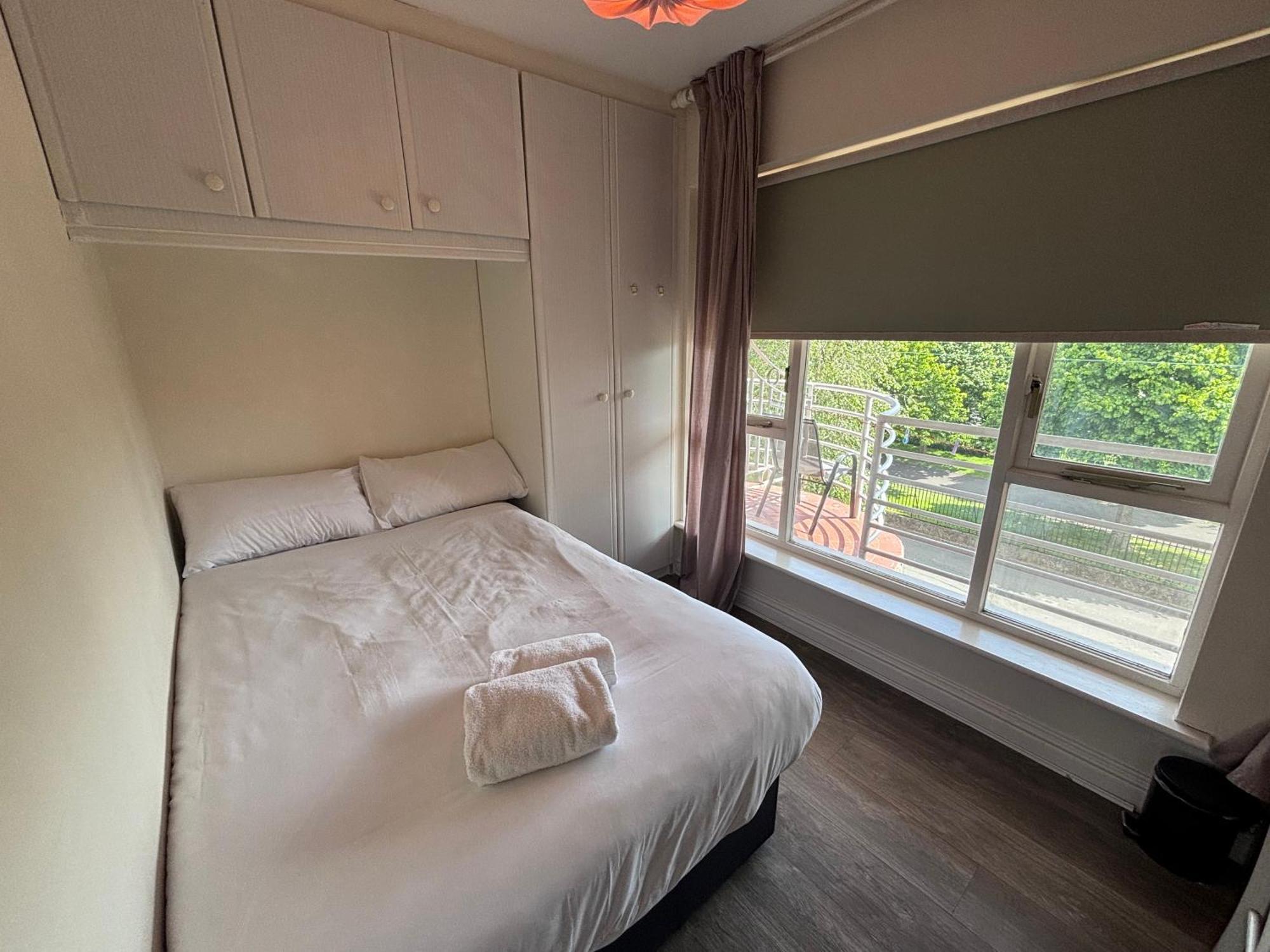 Central, Comfortable And Spacious 4 Bed Duplex Dublin Zewnętrze zdjęcie